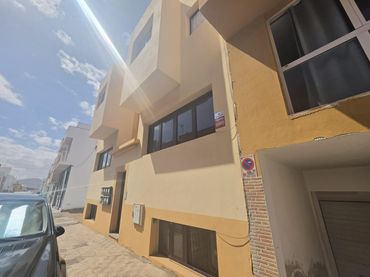 Baixos en venda a Calle Calle Lucha Canaria