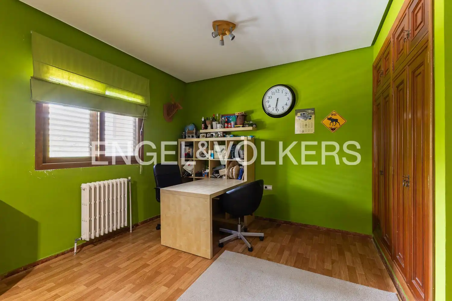 Houses for sale in Chiva  with Air Conditioner, Heating and Private garden