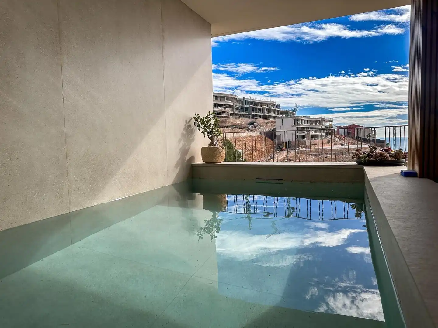 Piscina de Apartament en venda en Oropesa del Mar / Orpesa amb Aire condicionat, Jardí privat i Terrassa
