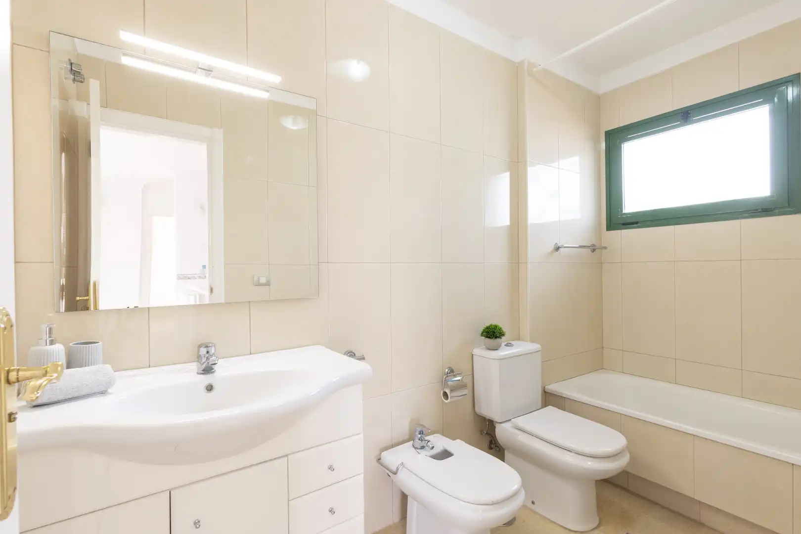 Baño de Ático en venta en Puerto de la Cruz con Aire acondicionado, Jardín privado y Terraza