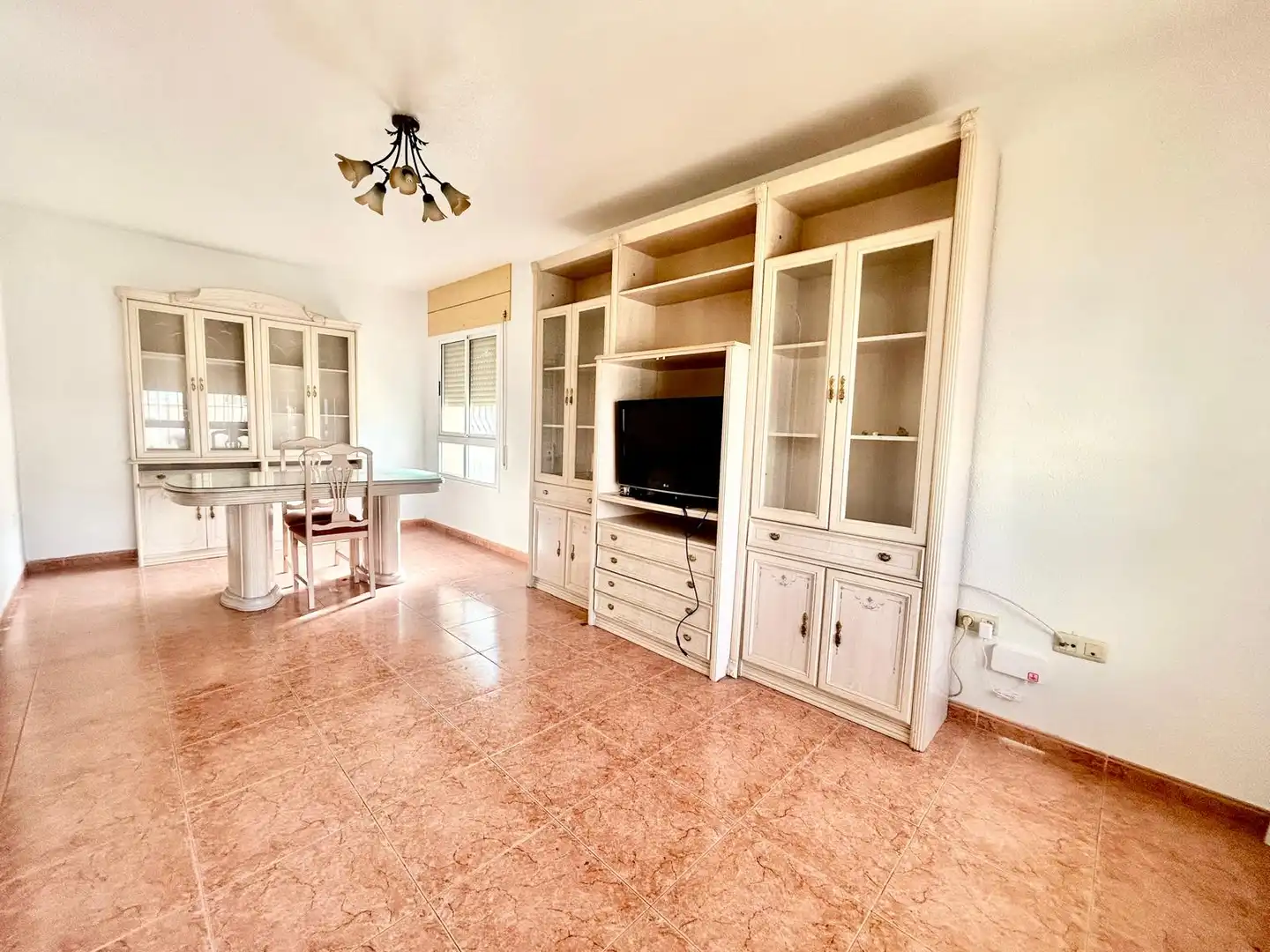 Sala de estar de Casa adosada en venta en Roquetas de Mar con Jardín privado, Terraza y Horno