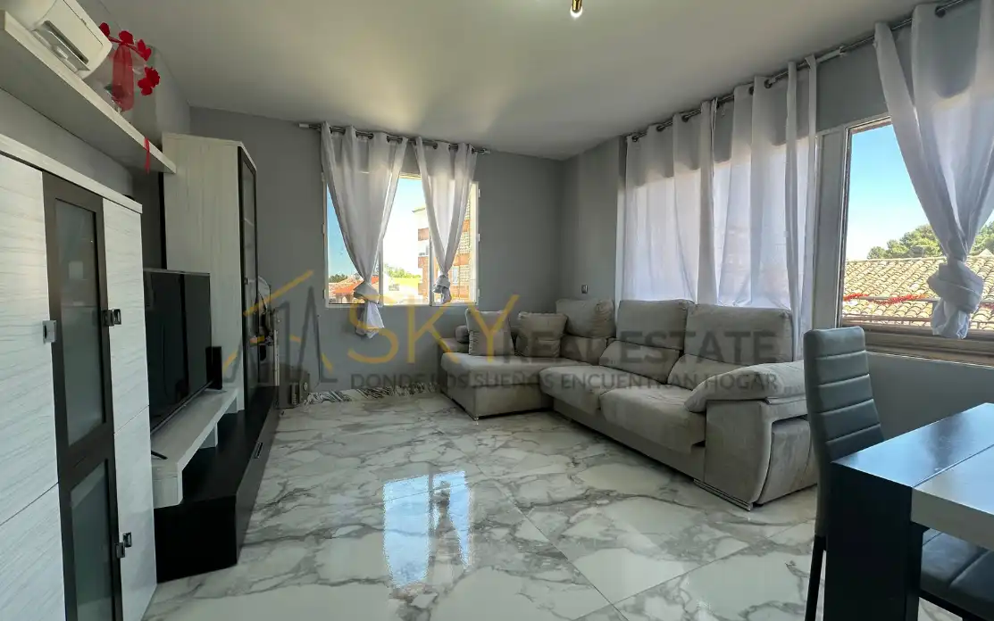 Piso en venta en Calle Reyes Católicos, 60, Villatobas