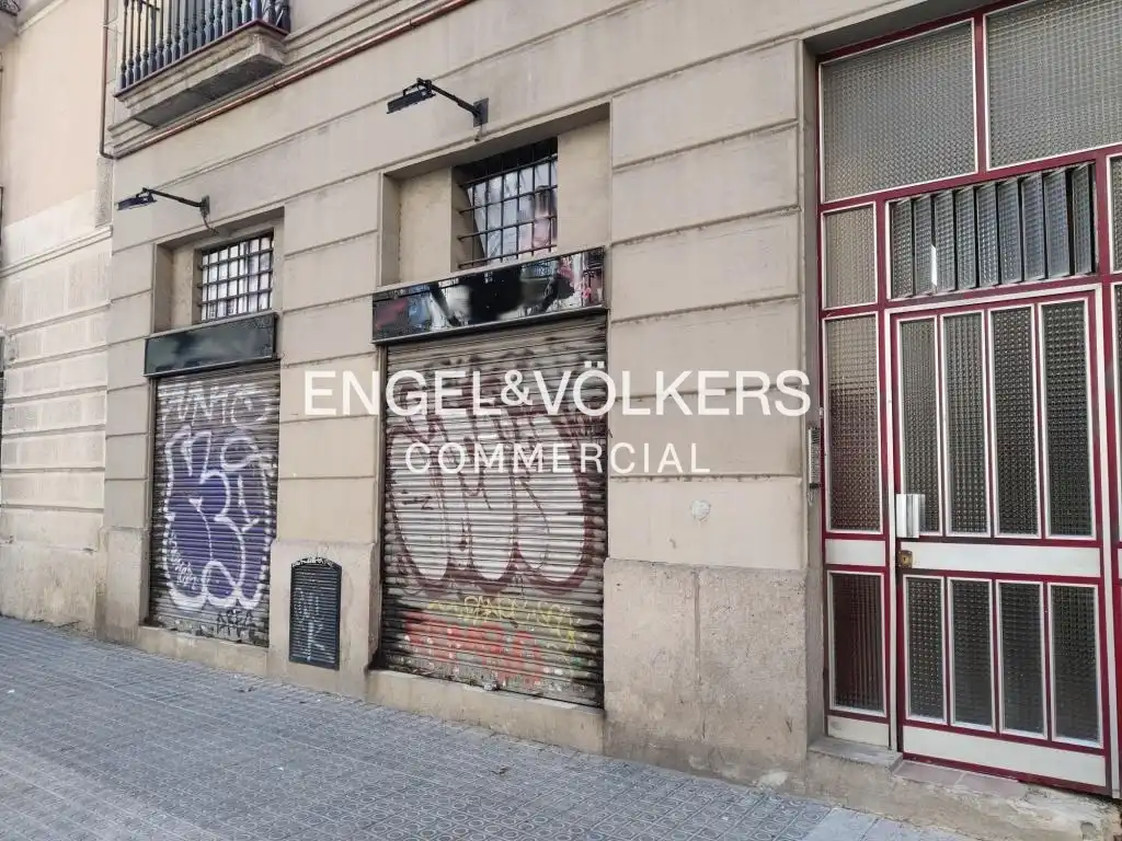 Local comercial en venta en Eixample, imagen 2