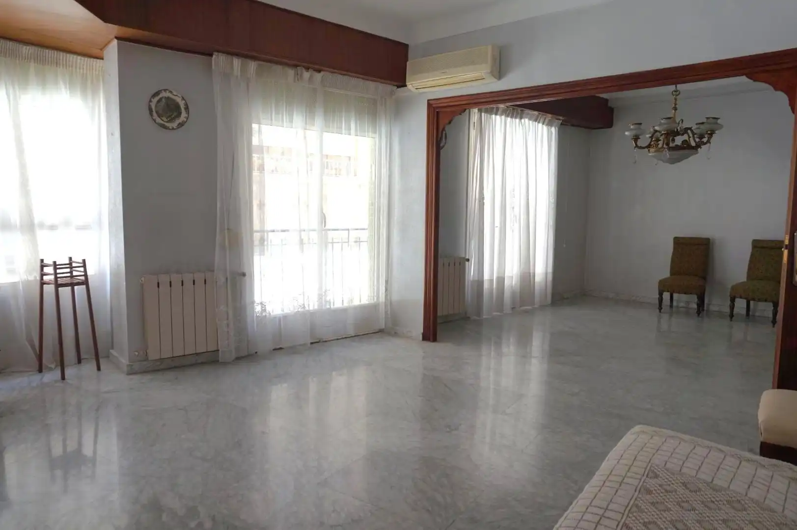 Sala de estar de Piso en venta en Elche / Elx con Aire acondicionado, Trastero y Balcón
