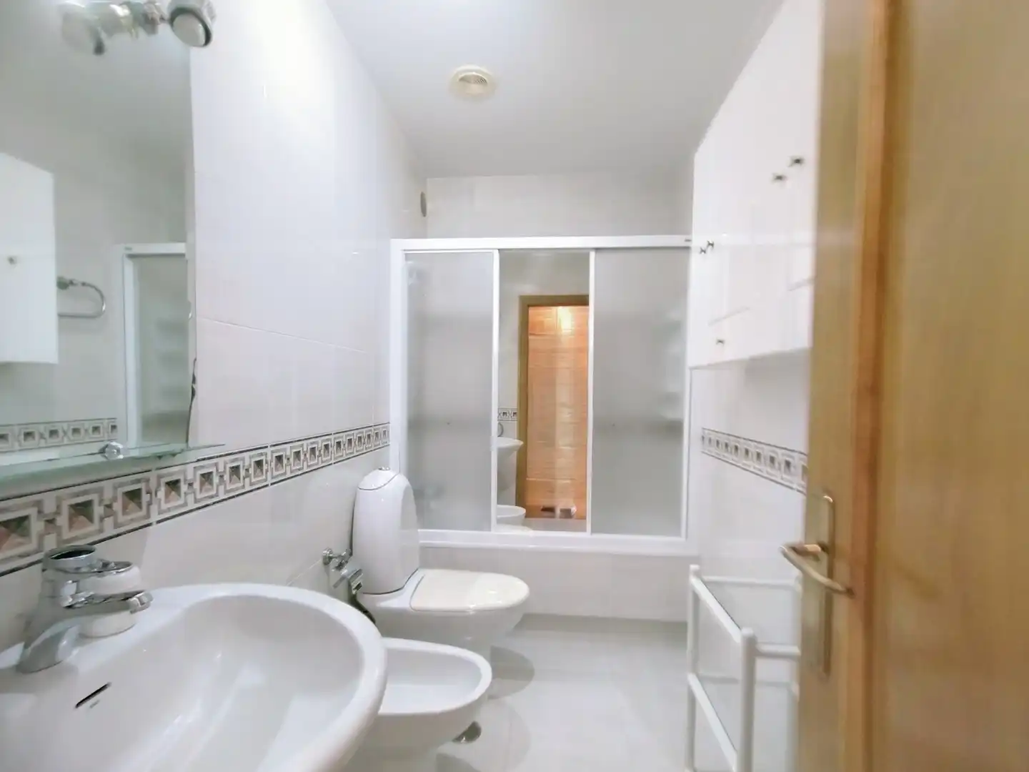 Bathroom of Houses for rent in Sada (A Coruña)  with Heating, Furnished and Oven