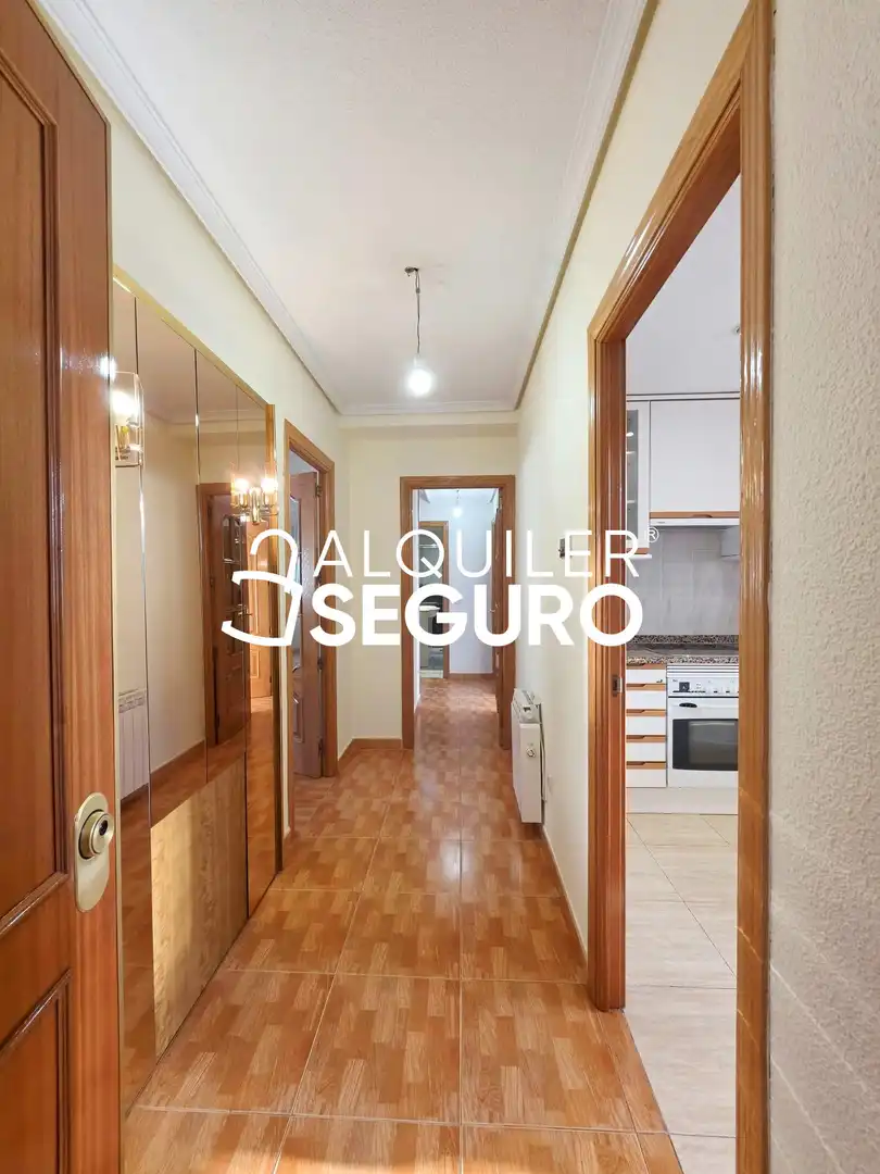 Wohnung zur Miete in Pelayo, imagen 4