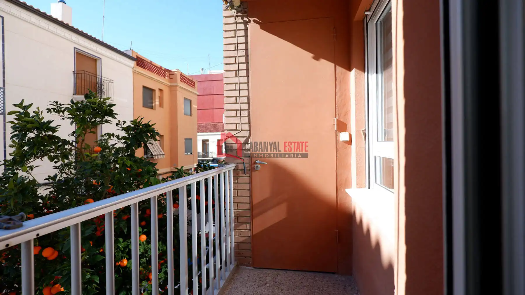 Terrasse von Wohnungen zur Miete in Valencia mit Klimaanlage, Heizung und Möbliert