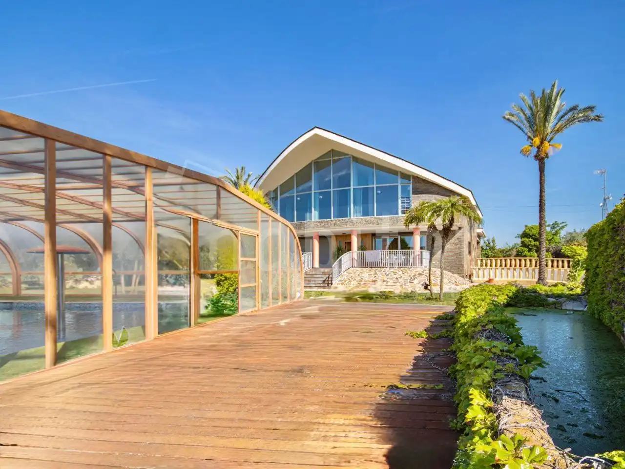 Detached house with garden for sale in Los Montesinos