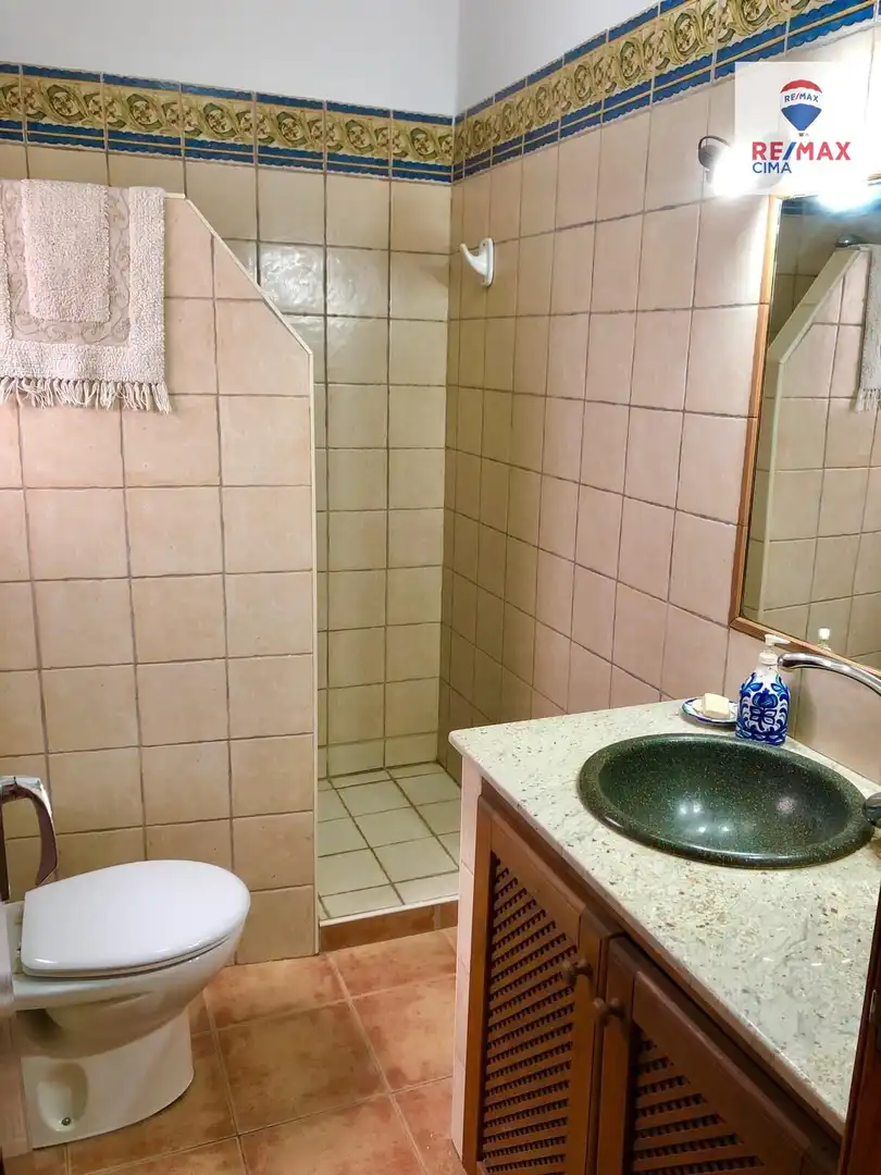 Badezimmer von Wohnung zum Verkauf in Cúllar mit Balkon