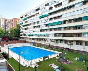 Piscina de Pis de lloguer en  Madrid Capital amb Aire condicionat