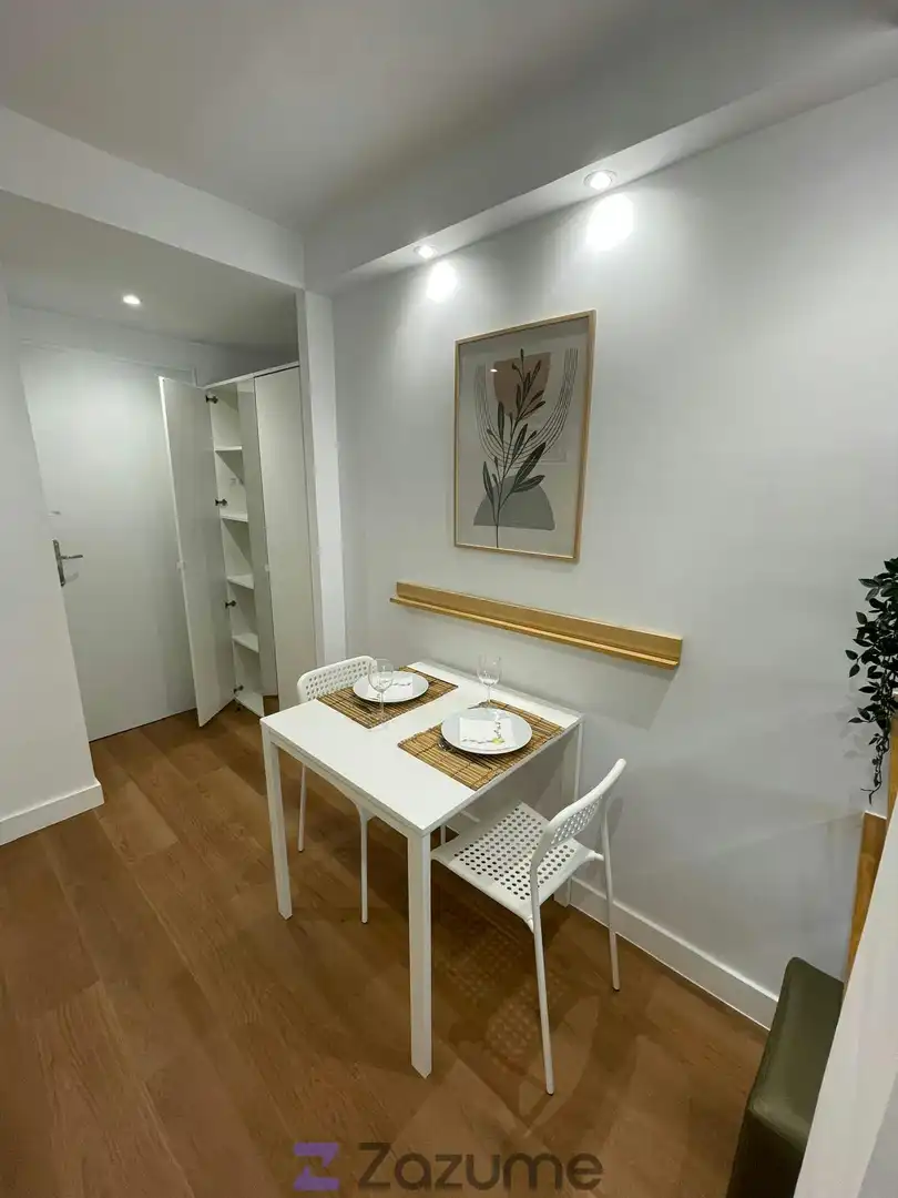 Room in C. Teniente Ochoa Olalla, San Isidro