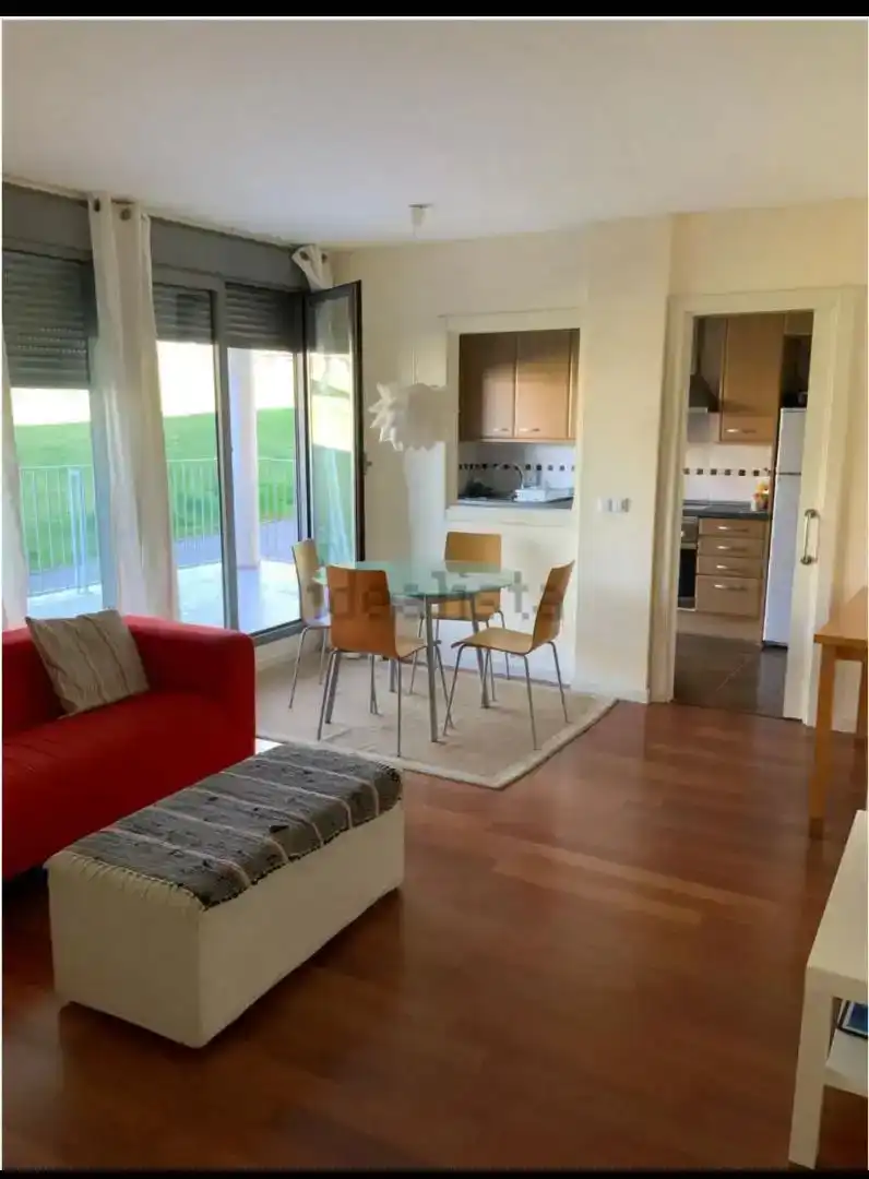 Wohnzimmer von Wohnung zur Miete in Sabiñánigo mit Privatgarten, Parkett und Abstellraum