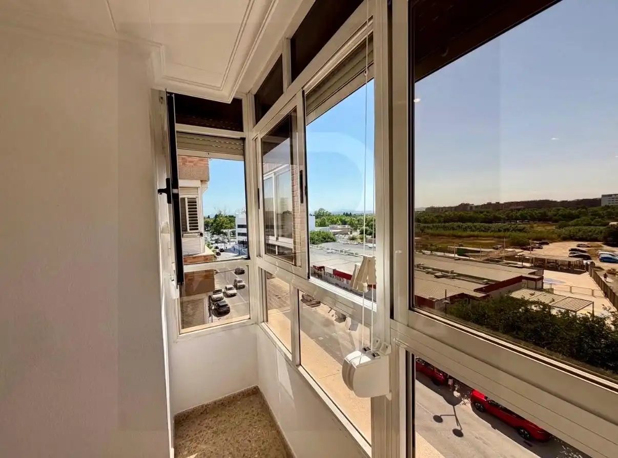 Appartamento con ascensore in vendita a Avenida Avenida Gaspar Aguilar, imagen 3