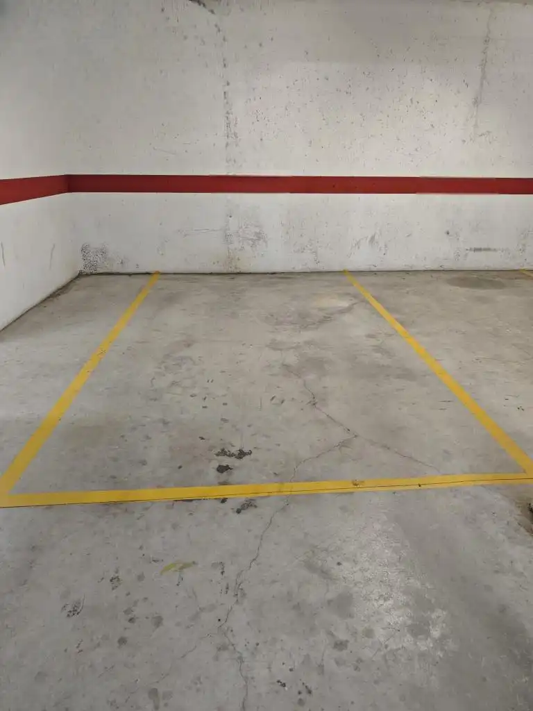 Parking de Ático en venta en Totana con Aire acondicionado, Terraza y Trastero