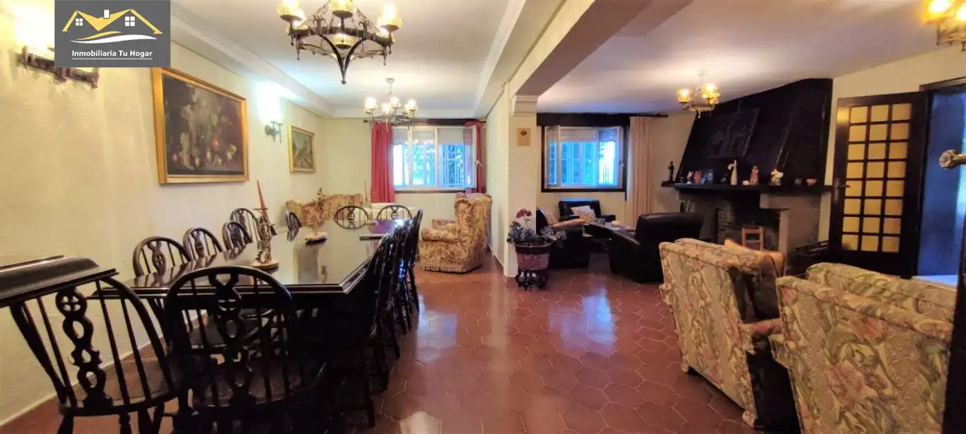 Casa con piscina en venta en Amoeiro, imagen 6