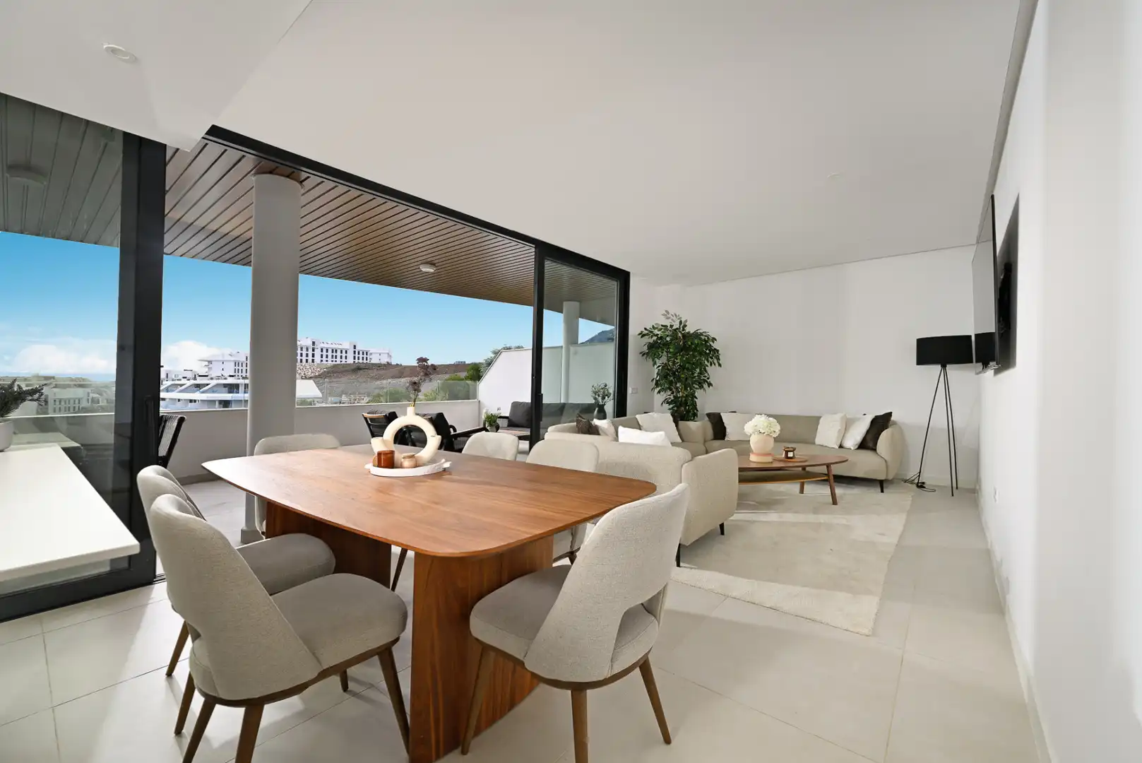 Apartament amb piscina en venda a El Higuerón, imagen 2