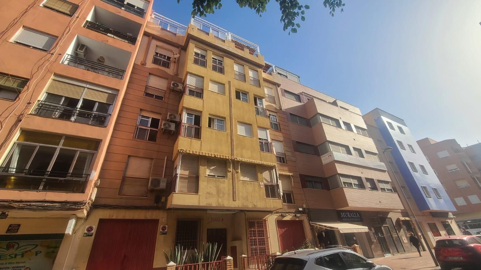Flat for sale in Calle JAUL, Ciudad Jardín - Tagarete - El Zapillo