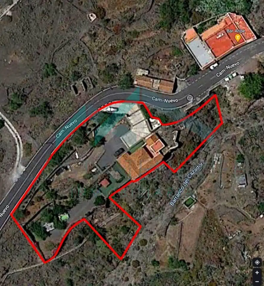 Vista exterior de Finca rústica en venda en Guía de Isora amb Jardí privat i Moblat