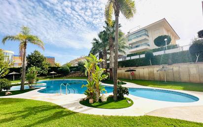 Piscina de Planta baixa en venda en Pilar de la Horadada amb Aire condicionat, Jardí privat i Terrassa