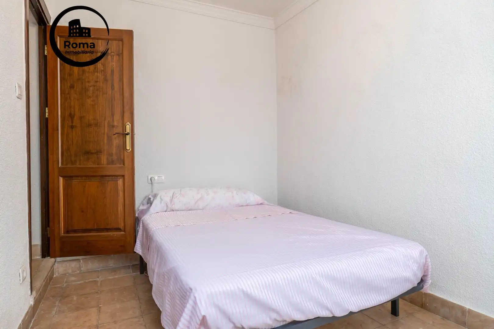 Bedroom of Houses for sale in Almuñécar