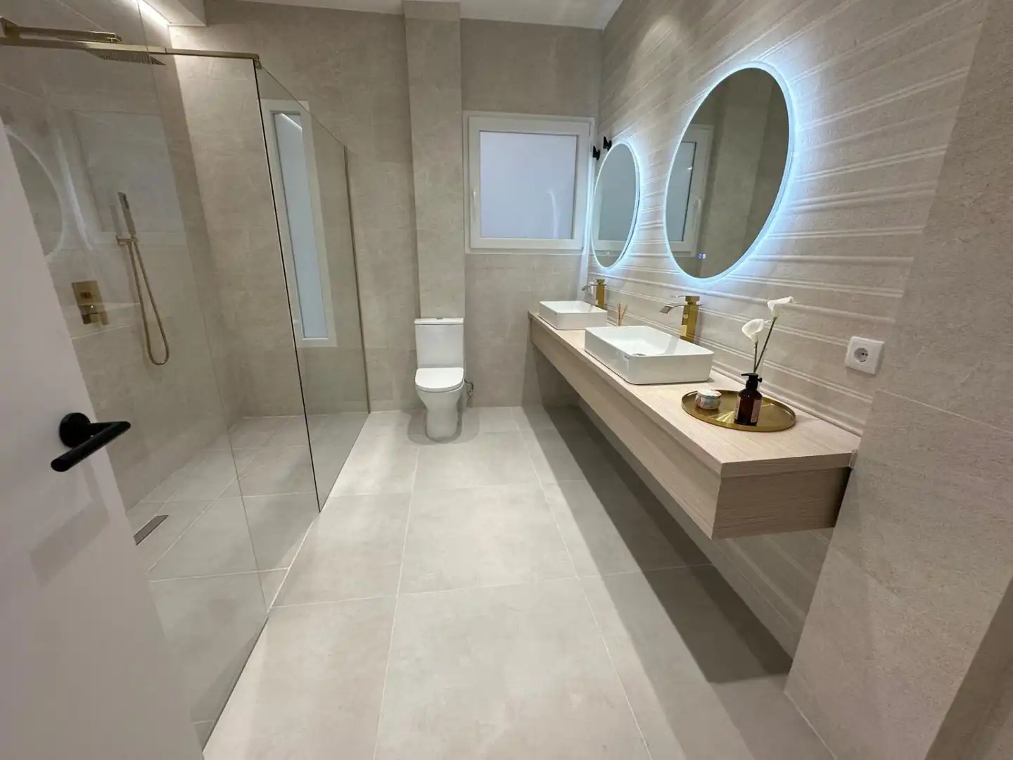 Baño de Piso en venta en Castellón de la Plana / Castelló de la Plana con Terraza