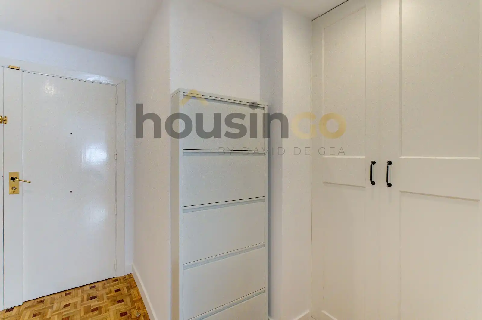 Flat for rent in Madrid  with Air Conditioner, Parquet flooring and Terrace