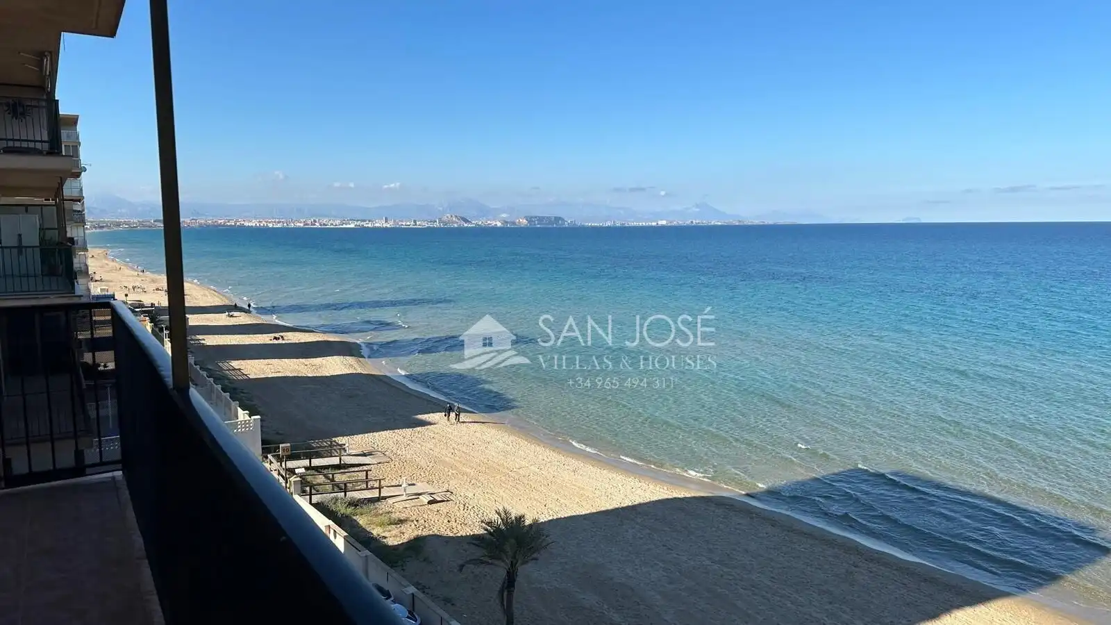 Vista exterior de Piso en venta en Elche / Elx con Calefacción, Terraza y Balcón