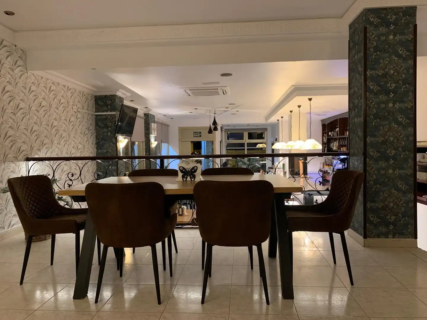 Comedor de Local de alquiler en Torrevieja con Aire acondicionado y Amueblado