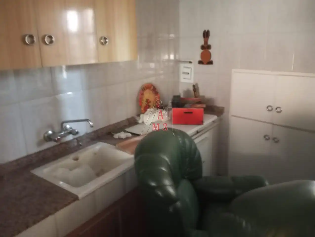 Cuina de Finca rústica en venda en La Robla  amb Jardí privat i Traster
