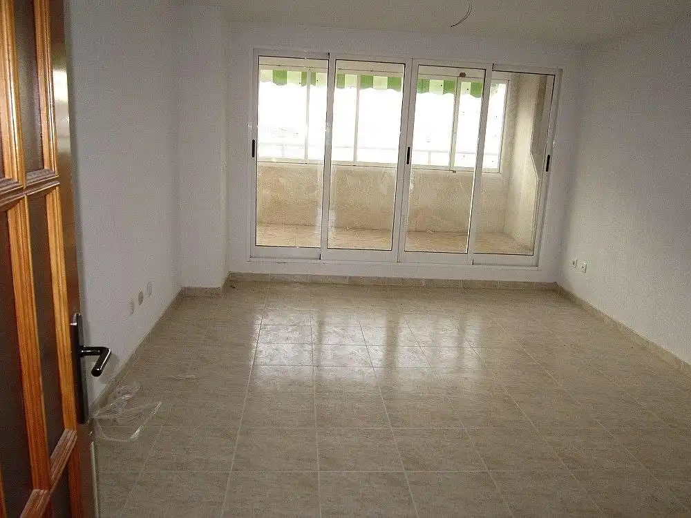Dormitori de Àtic en venda en Alicante / Alacant amb Calefacció, Jardí privat i Terrassa