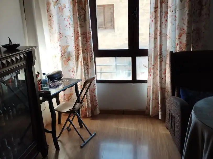 Mini appartamento con ascensore in affitto a Trinidad 14, 2*A