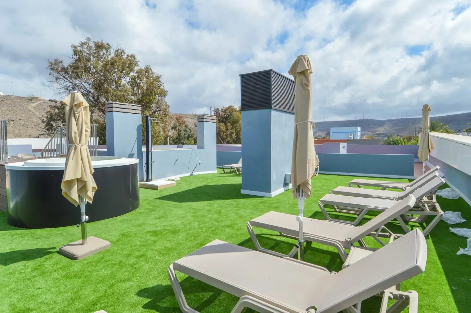 Terrassa de Apartament de lloguer en Mogán amb Aire condicionat, Jardí privat i Terrassa