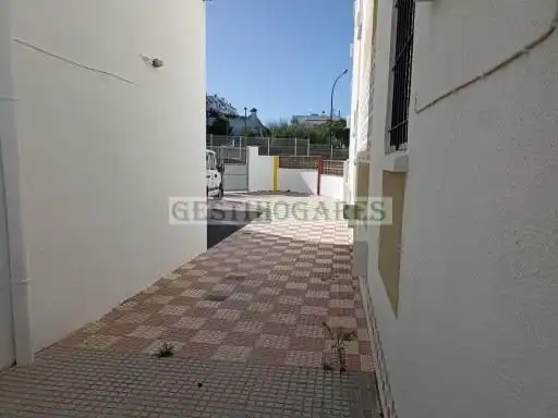 Vista exterior de Local en venta en San Fernando