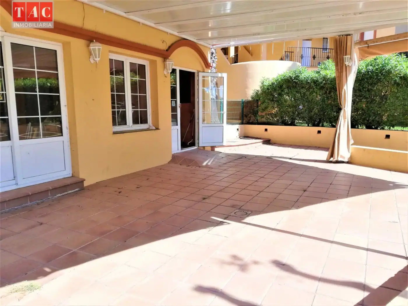 Local comercial en venta en Islantilla Golf, imagen 2