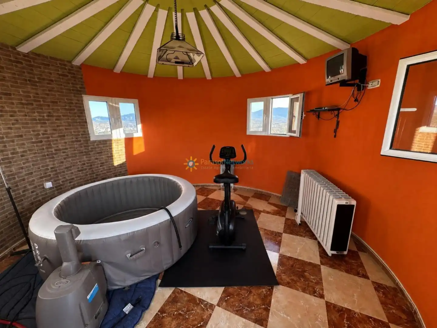 Haus oder Chalet zum Verkauf in Benigànim mit Klimaanlage, Privatgarten und Terrasse