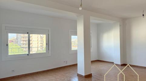 Foto 4 de Pis en venda a Santander, Sant Narcís, Girona Capital