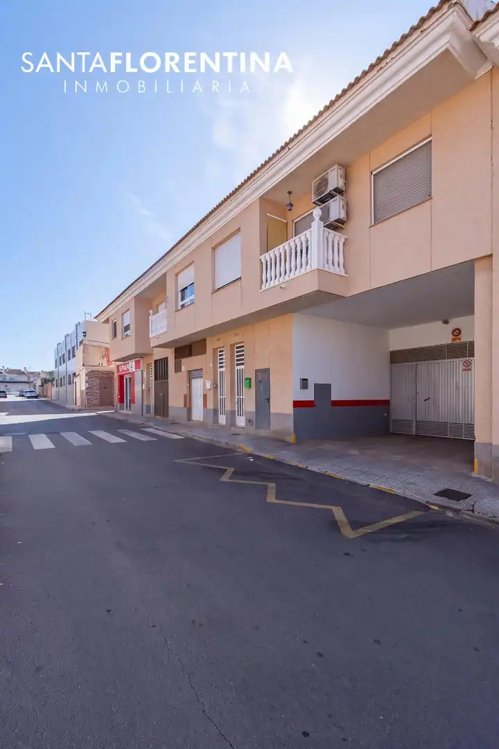 Vista exterior de Pis en venda en Cartagena ciudad