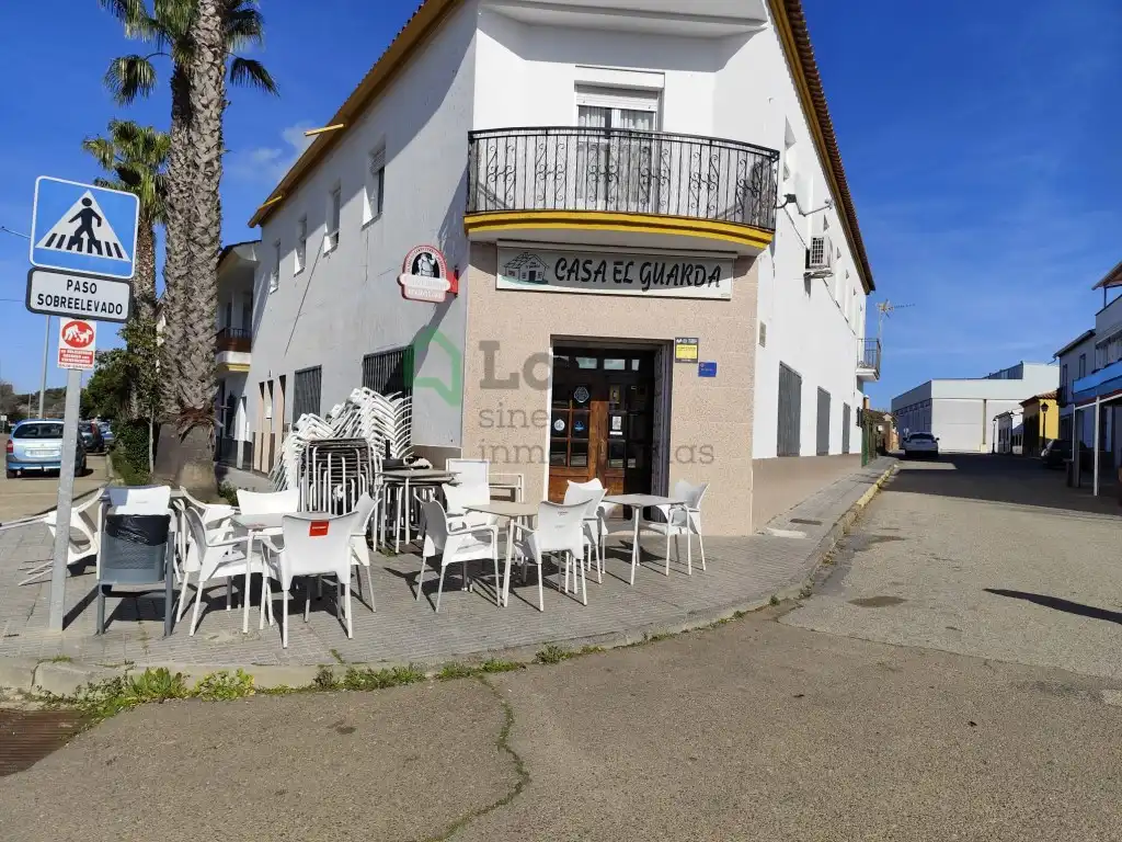 Local en venta en Barcarrota