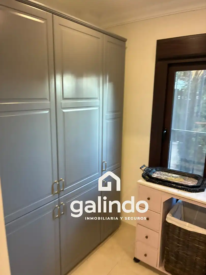 Bedroom of Houses for sale in Marchena  with Swimming Pool and Community pool