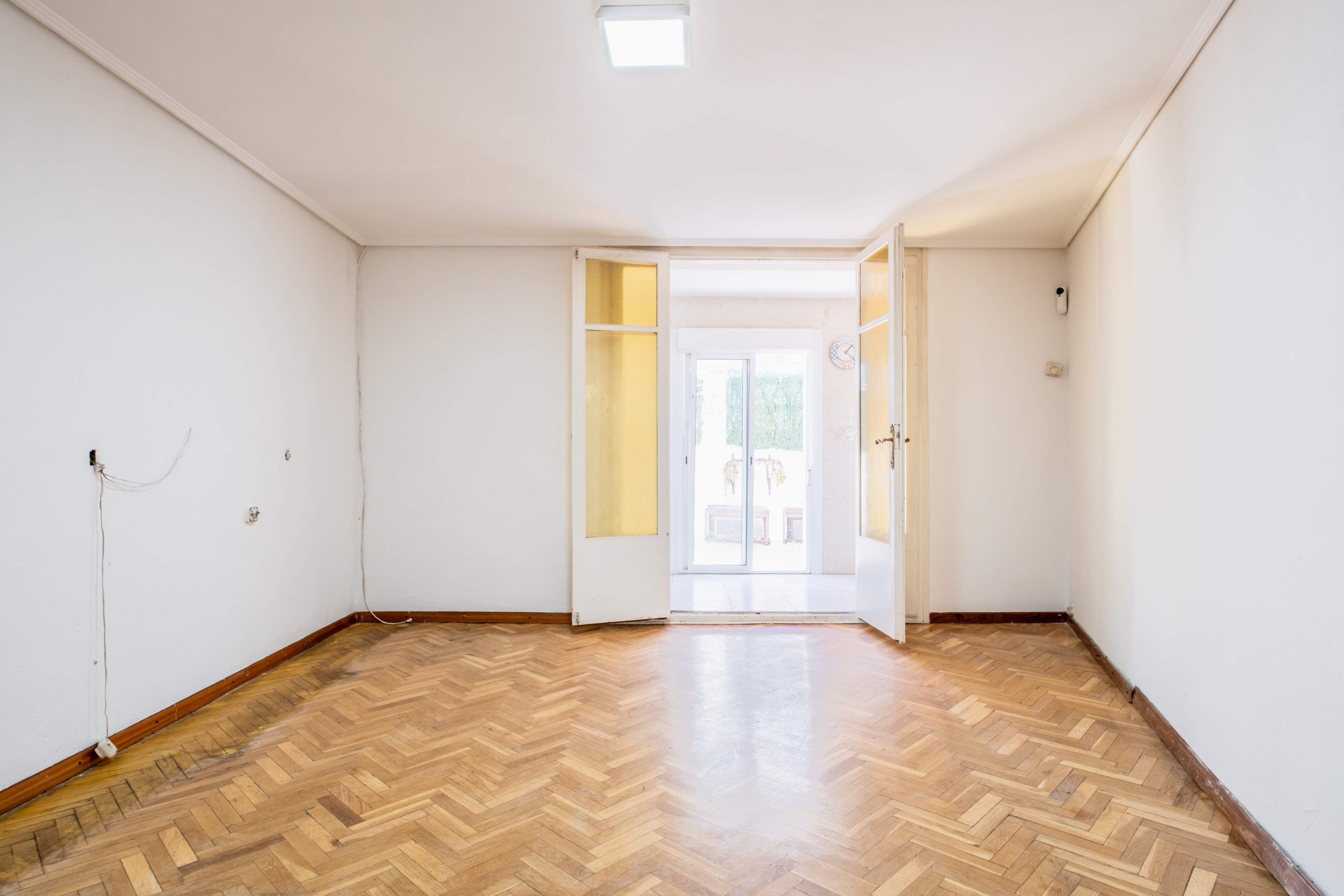 Piso en venta en  Zaragoza Capital con Calefacción, Parquet y Terraza