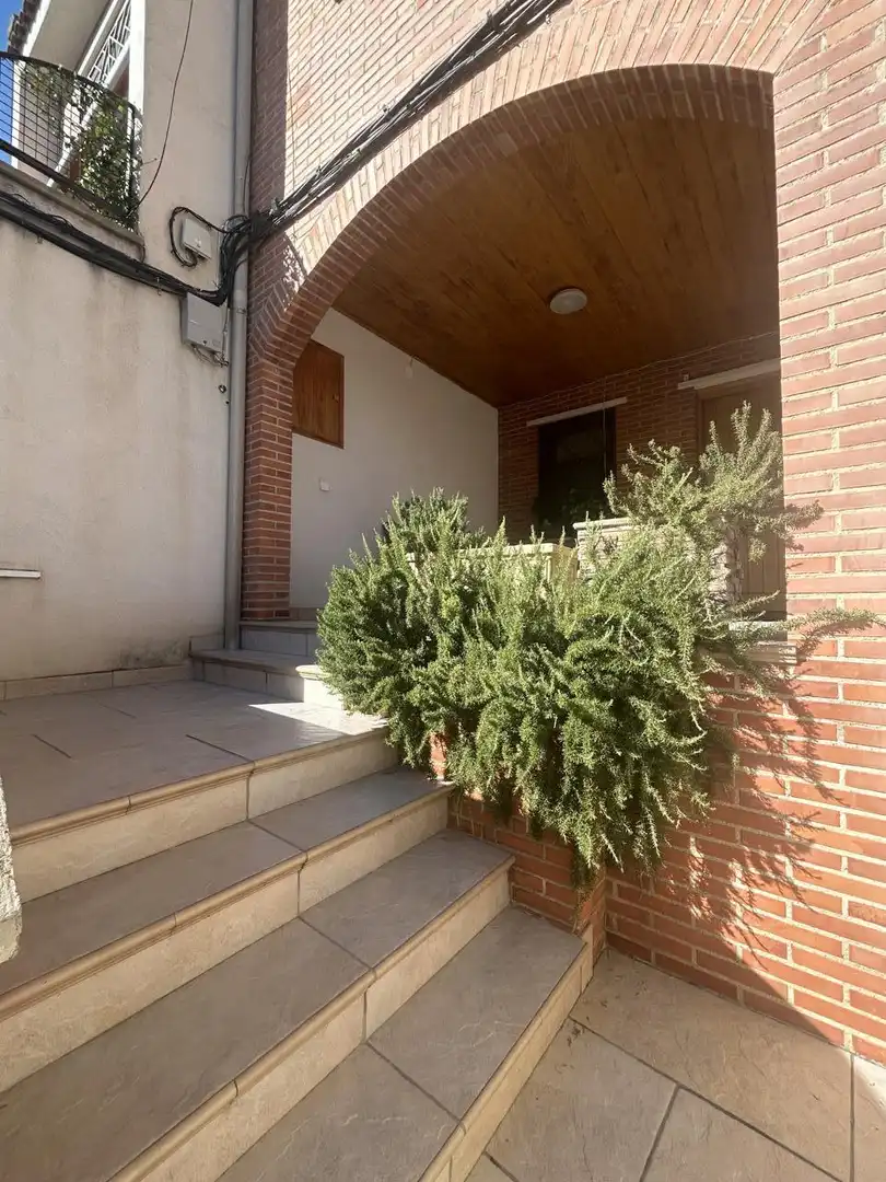 Casa o xalet en venda en Arguedas amb Aire condicionat, Calefacció i Jardí privat