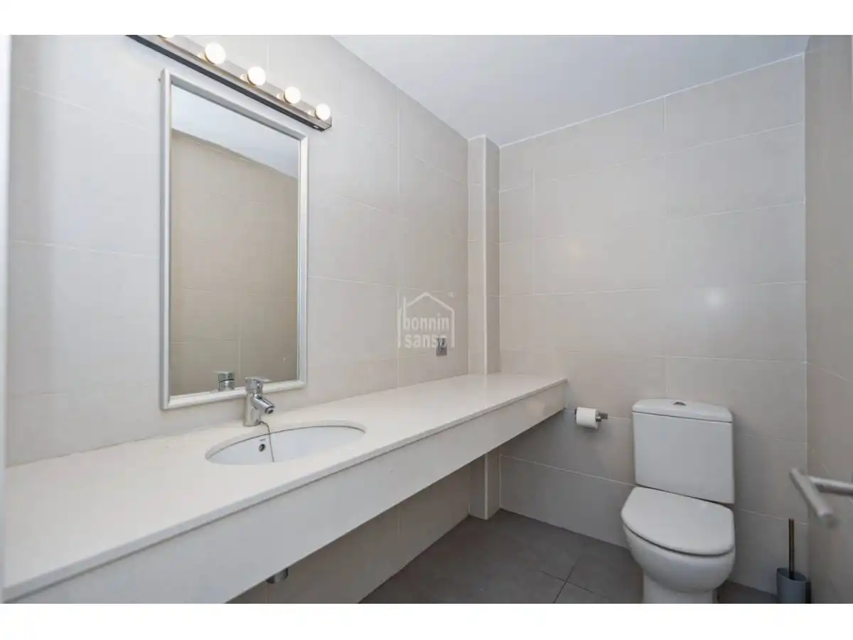 Bany de Apartament en venda en Es Mercadal amb Calefacció, Terrassa i Piscina