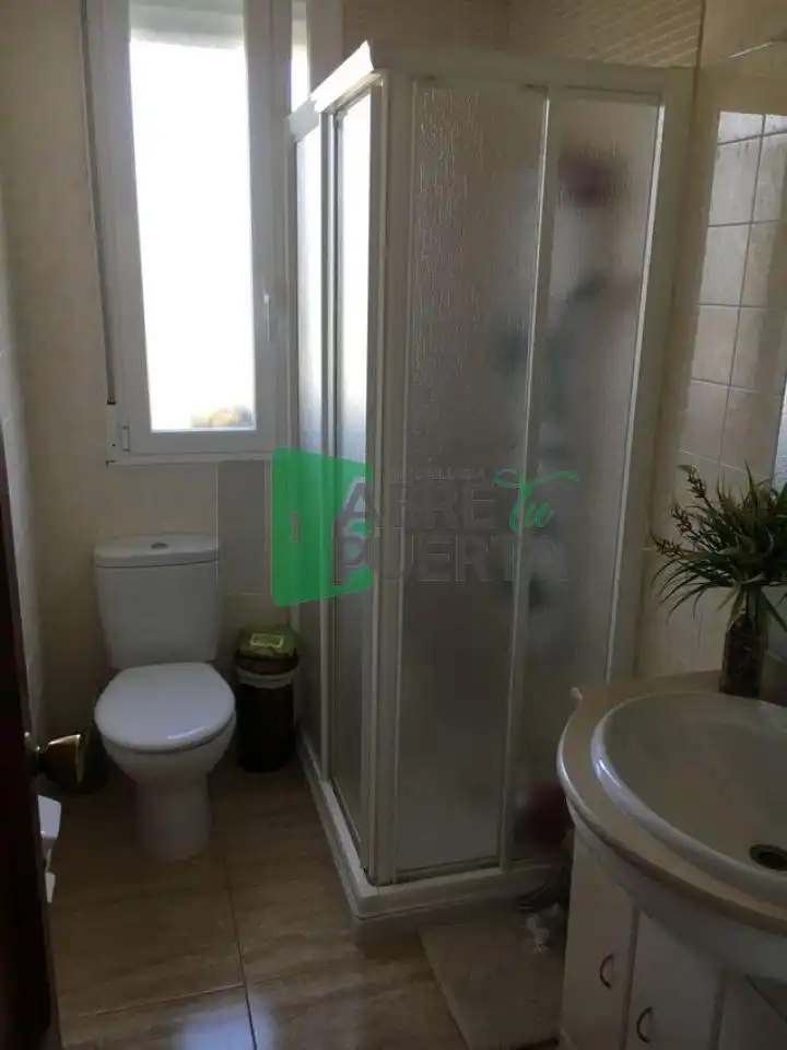 Bathroom of Houses for sale in Vilamarín  with Heating, Private garden and Storage room