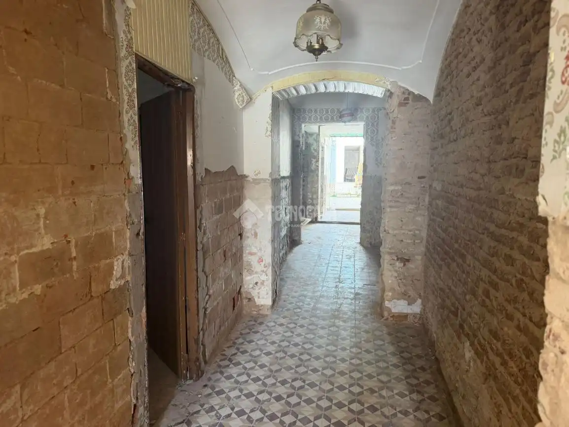 Detached homes for sale in Montijo