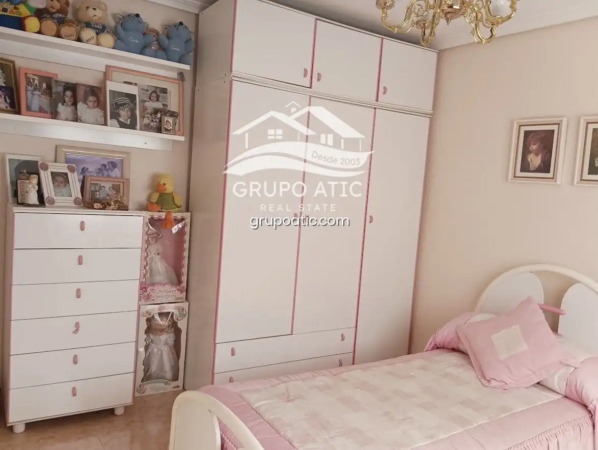 Schlafzimmer von Haus oder Chalet zum Verkauf in Vila-real mit Heizung und Terrasse