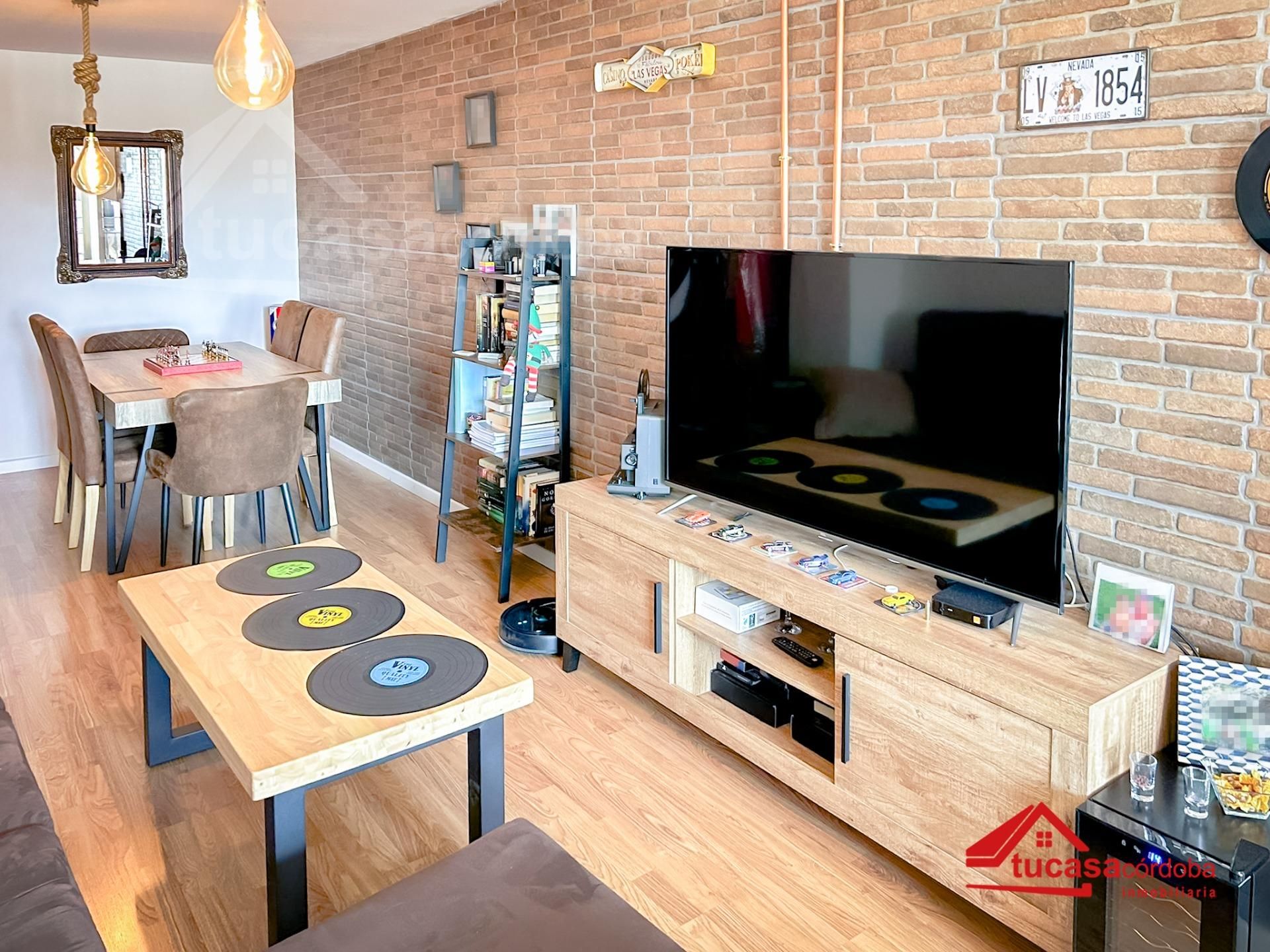 Sala de estar de Piso en venta en  Córdoba Capital con Aire acondicionado, Parquet y Terraza