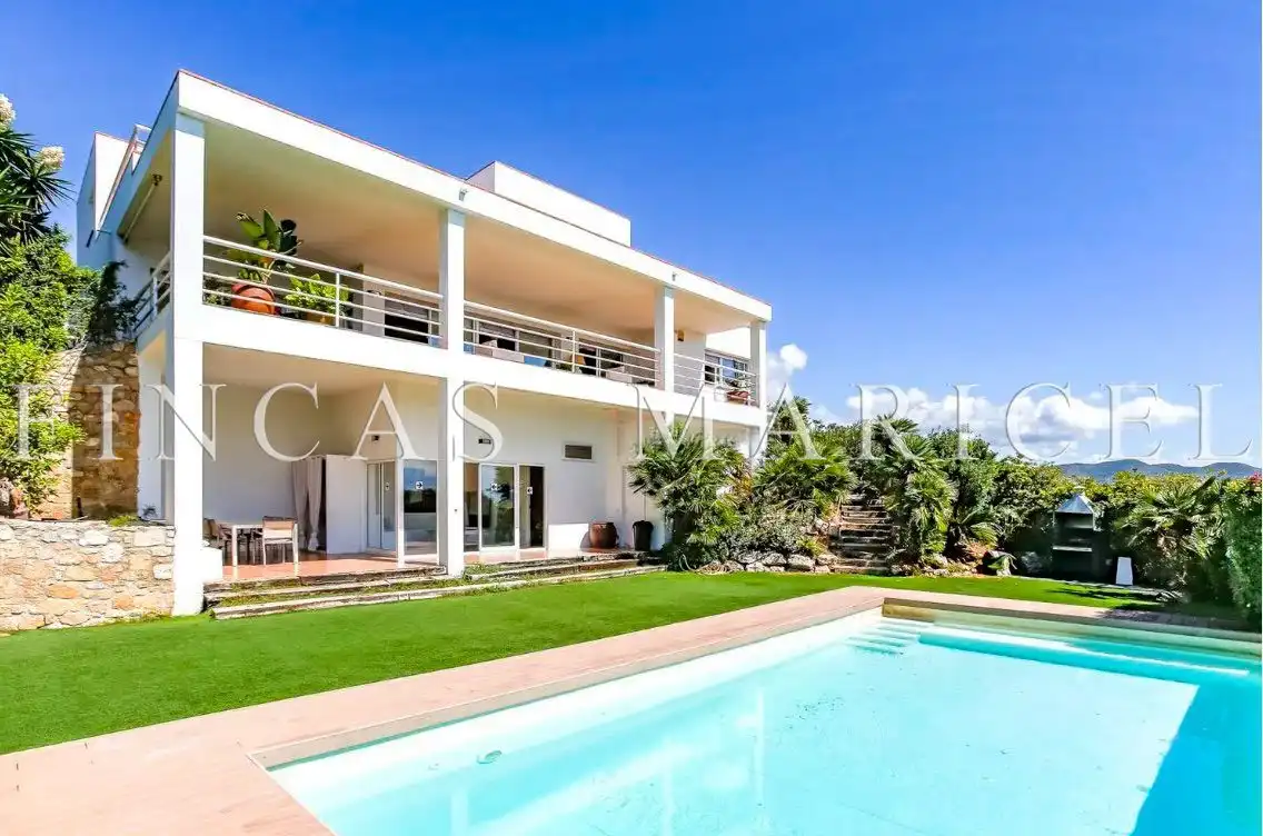 Jardín de Casa o chalet en venta en Sitges con Aire acondicionado, Calefacción y Jardín privado