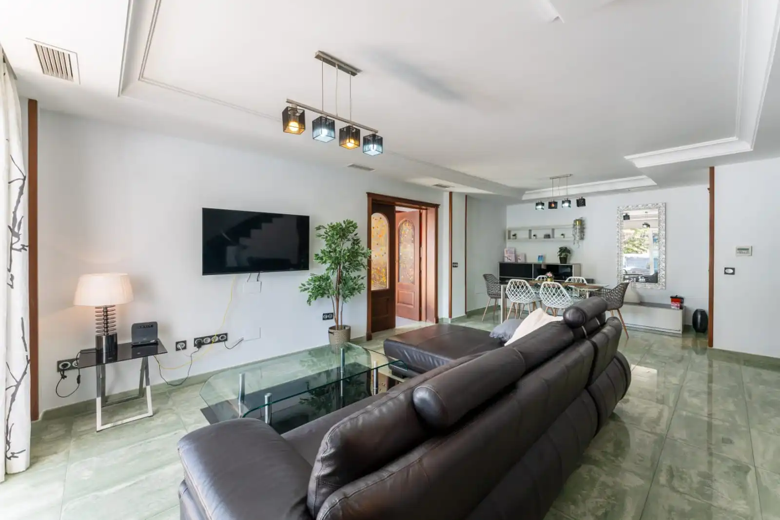 Living room of Detached homes for rent in Benalmádena  with Air Conditioner, Terrace and Swimming Pool