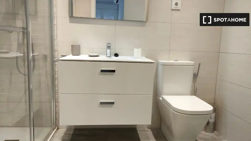 Zimmer in Hispanoamérica - Bernabéu