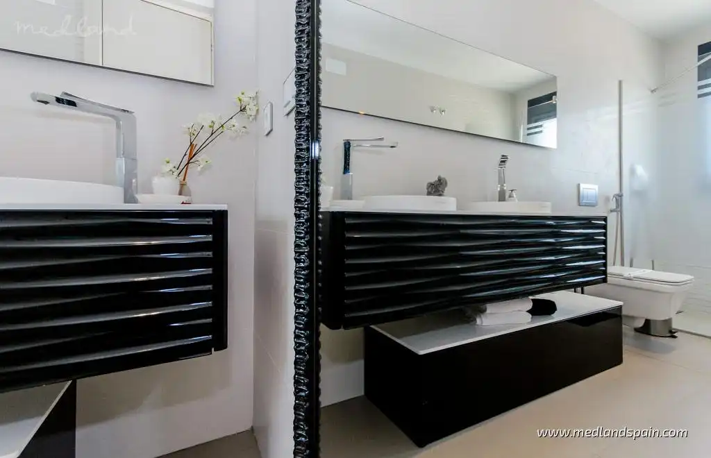 Detached house with pool for sale in Orihuela Costa, imagen 7